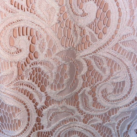 Streetwear Society peach/pink strapless lace - Picture 3 of 7